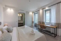Sampatiki Suites - Seaview Luxury Suites with Breakfast and Spa