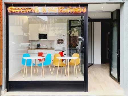 Bilbao Rooms & Kitchen Santutxu