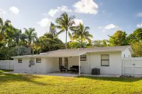 Spacious 3BR Home | 2 Baths | Amazing Pool Area!