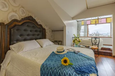 Hotel Azul de la Plaza by Chat Noir Hotel di Cuenca