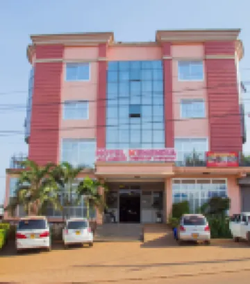 ケネンディア ホテル のホテル