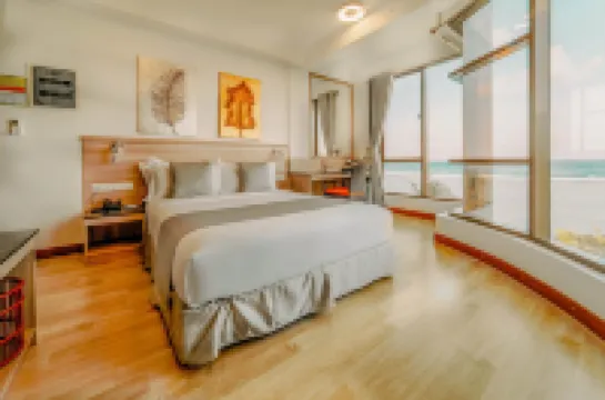 巴拉利亞胡魯馬累飯店 香蕉崖附近的飯店