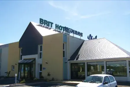 Brit Hotel de La Côte des Havres Отели в г. Манш