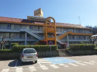 Premiere Classe Montelimar - les Tourettes Hotels in Drome