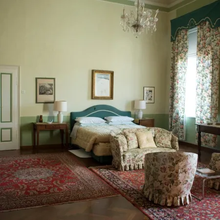 Palazzo Arrivabene B&B