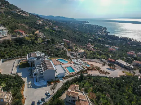 Messinian Icon Hotel & Suites