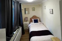 3 Bed Cottage Retreat - Private Garden & Parking