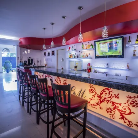 Hotel Grand Marlon