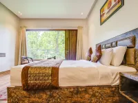 Summit Jungle Resort 保利加瓦酒店