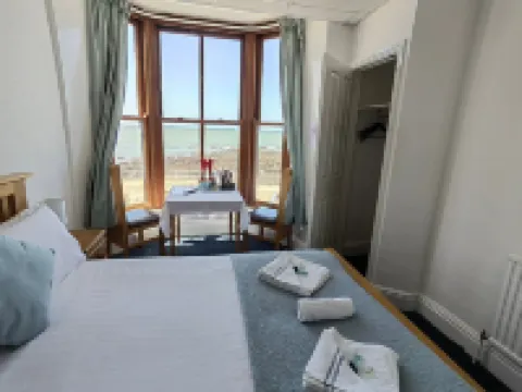 Cardigan and Celtic Bay Guest House Các khách sạn ở Aberystwyth