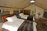 Uukwaluudhi Safari Lodge Hôtels à : Opuwo