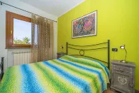 Master Apartment in Villa 6 to 8 Persons with Large Private Garden
