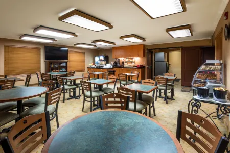 Elizabeth Oceanfront Suites, Ascend Hotel Collection