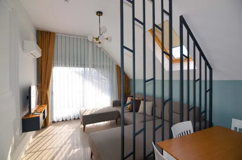 Juglans Suites - balcony