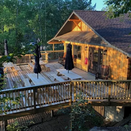 Saganaga Lodge