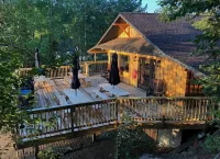 Saganaga Lodge