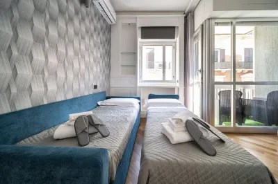 Dante 138 Class Rooms & Apartments Hotels in 