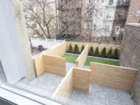 Lavish 3Br Retreat w Private Rooftop Deck Near NYC Hotels in Hoboken