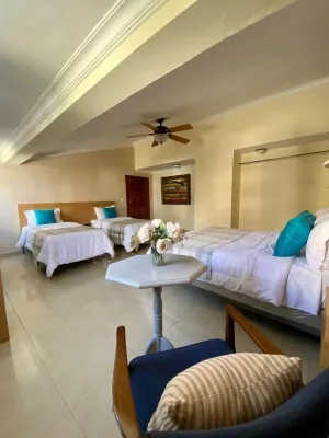 Botanic Garden Hostal Hotels in 