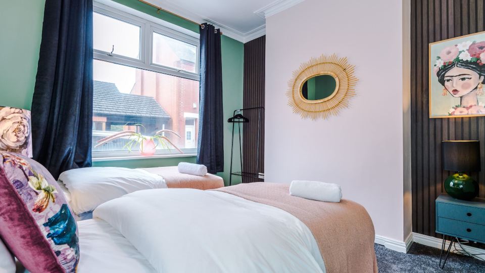 Newly Renovated Home-Manchester