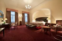 EA Embassy Prague Hotel - balcony