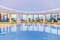 Asterias Beach Resort - Luksus