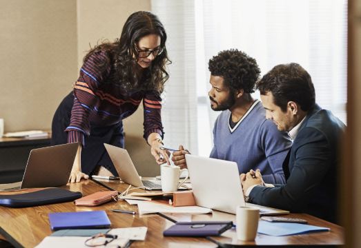하얏트 플레이스 새크라멘토 로즈빌의 야외 수영장