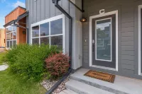 Amazing Urban Townhome Near Breweries & River! - 4-نجوم