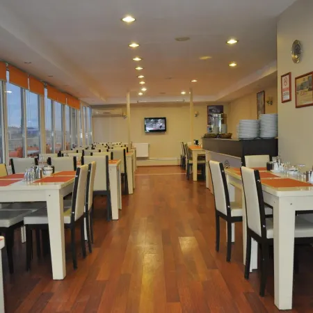 Saray Hotel
