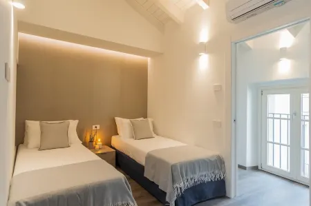 Muralto's Nest by Rent All Como Отели рядом со станцией Como Nord Lago