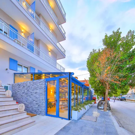 Dias Hotel