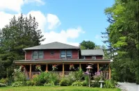 Eastgate Inn B&B - С парковкой