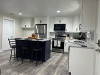 Charming 1-bedroom house in Ore City with WiFi