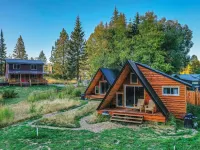 Glacier Nat'l Park A-frame w/ hot tub- Flattop Mountain A-Frame, GNP basecamp! 코람 호텔