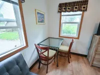Two Bed Two Bathroom Cabin with Kitchenette Area Hotels in Williams Bay