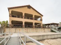 RIVERFRONT PARADISE OASIS W/ PRIVATE BEACH & BOAT DOCK ニードルズのホテル
