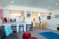 Nyevana Beach House Hotels in Newport