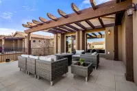 Scenic Views and Entertainment Amenities - Stunning Getaway