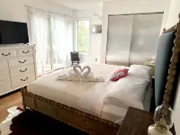 Tennis Courts and Scenic Views - Charming Coastal Oasis