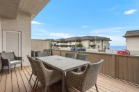 Ocean View and Pools - Gorgeous Coastal Retreat Отели в г. Солана Бич