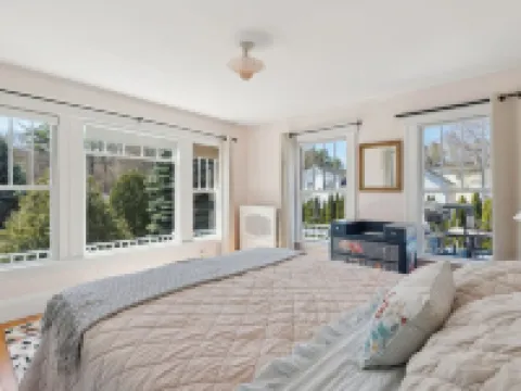 A historic treasure in Southern Maine, very unique and spacious Hotels in Biddeford