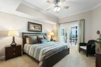 Water Slides and Rooftop Tennis Courts - Luxurious Beachfront Oasis Hotel in zona Canal Road Animal Hospital