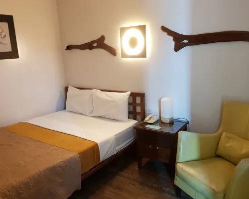 Gap Plaza Hotel Hotels in Balanga