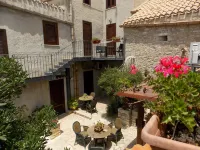 Camere di Ulisse - Affitta Camere/Alloggi Erice Hotel a Erice