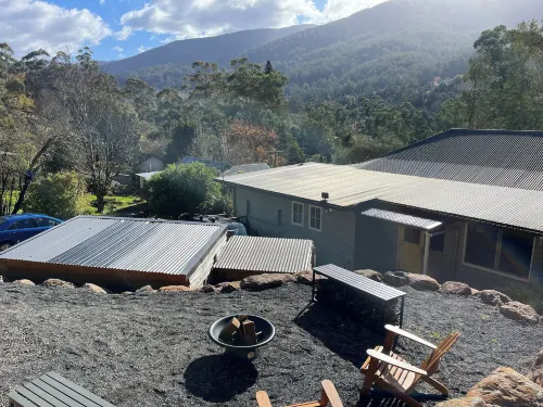 Warburton Digs - parking