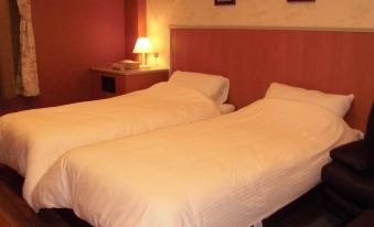 Hotel D.D
