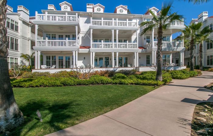 Beach Village at the Del, Lxr Hotels & Resorts