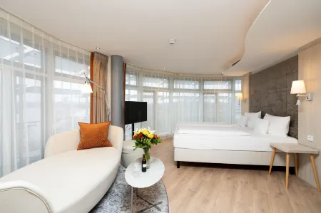 Kongresshotel Potsdam am Templiner See