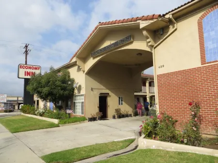 Economy Inn LAX Inglewood Отели рядом с достопримечательностью «Ла Брея Тар Питс & Музеум»