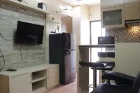 Private & Stylish 2Br at Gateway Apartment Ahmad Yani Cicadas Hotels in Cibeunying Kidul